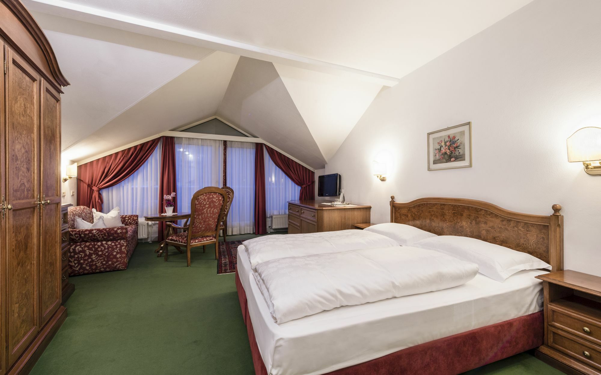 Hotel Gruener Baum Bressanone Exterior photo