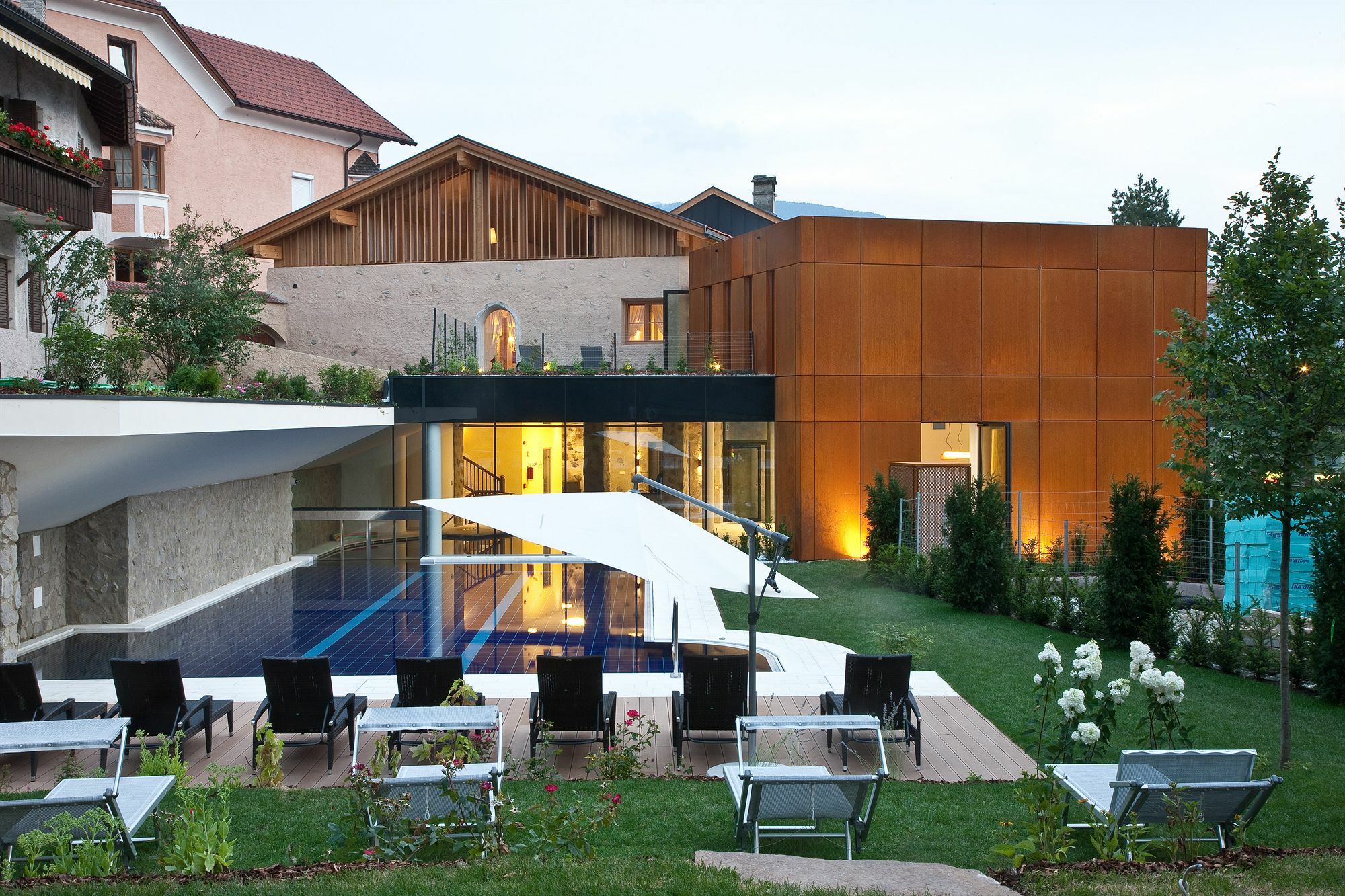 Hotel Gruener Baum Bressanone Exterior photo
